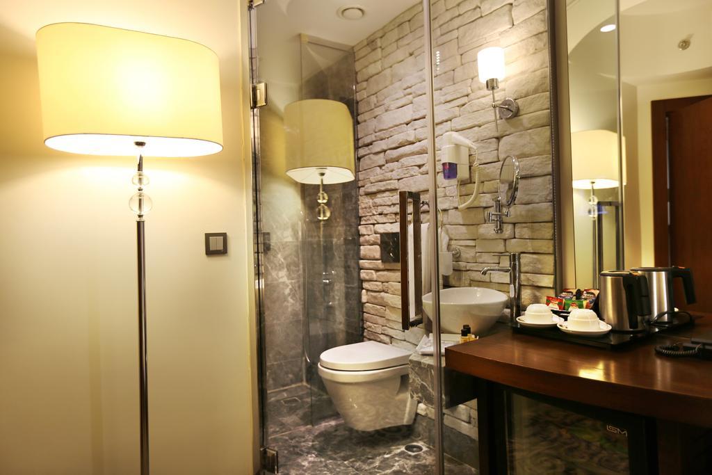 Taksim Pera Center Hotel Istanboel Buitenkant foto
