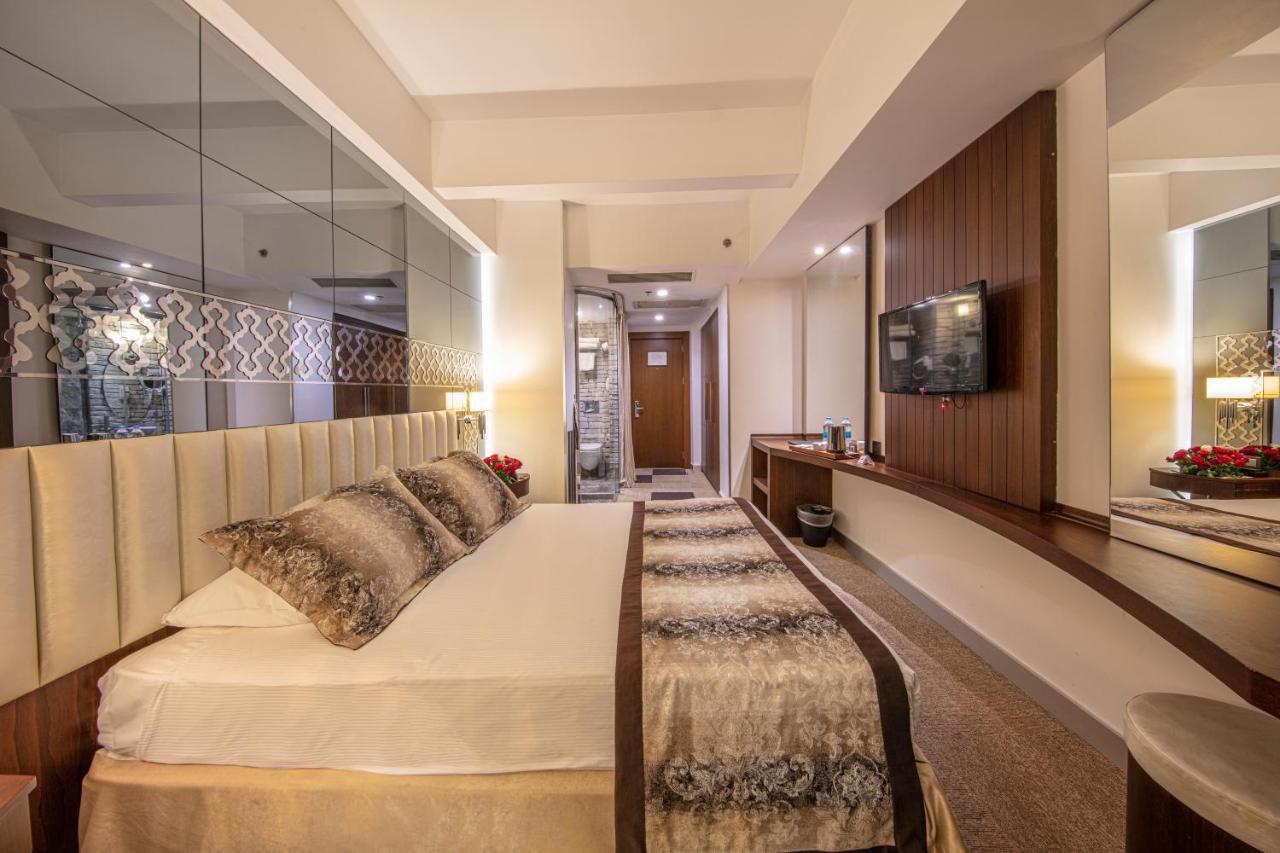 Taksim Pera Center Hotel Istanboel Buitenkant foto